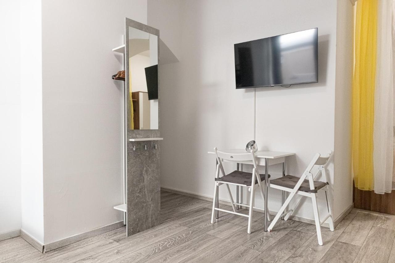Pleasing Room Hauptbahnhof With Best Location Vienna Luaran gambar