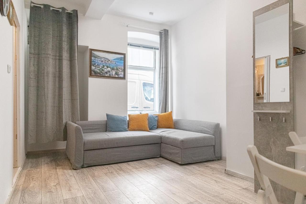 Pleasing Room Hauptbahnhof With Best Location Vienna Luaran gambar